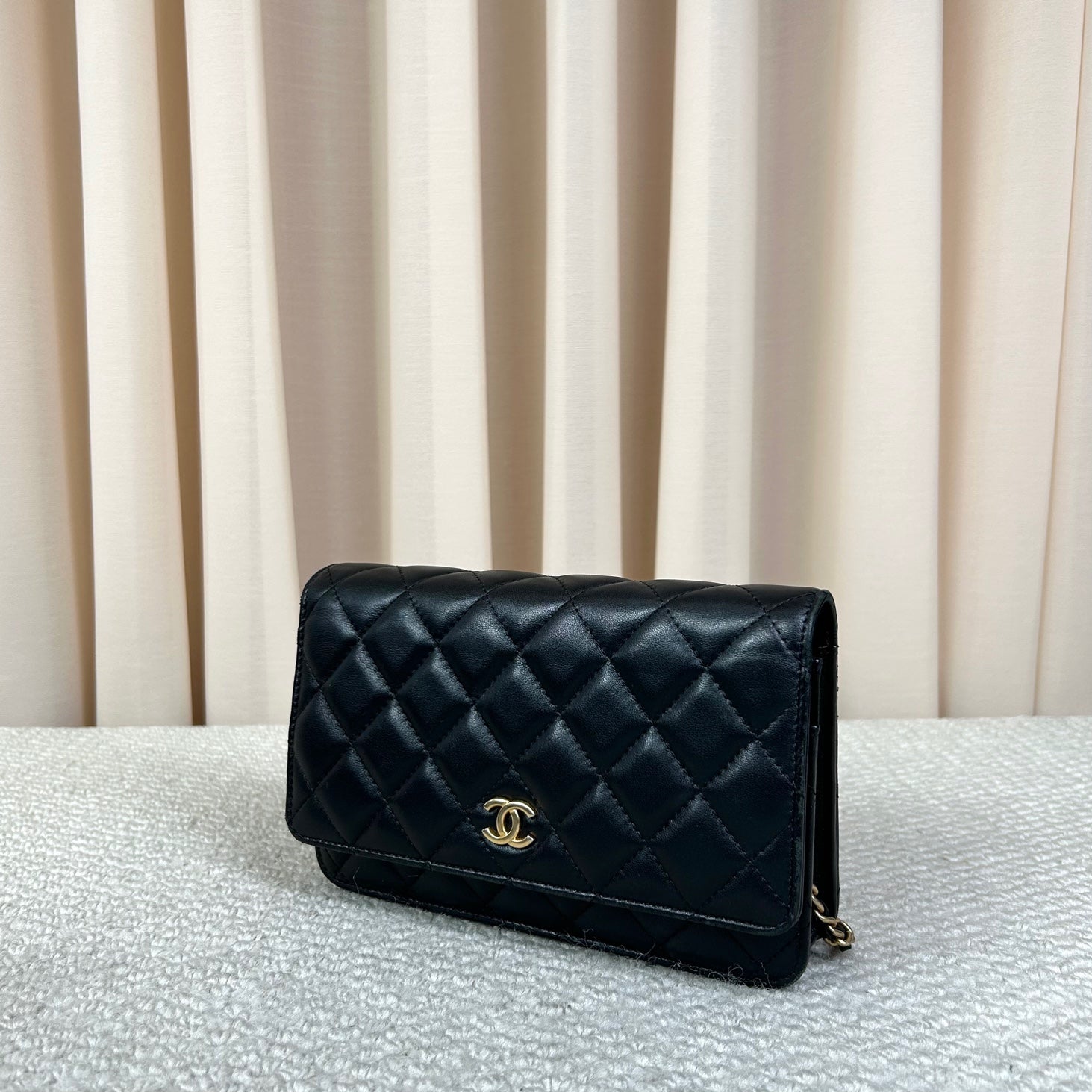 Chanel Classic Wallet on Chain WOC