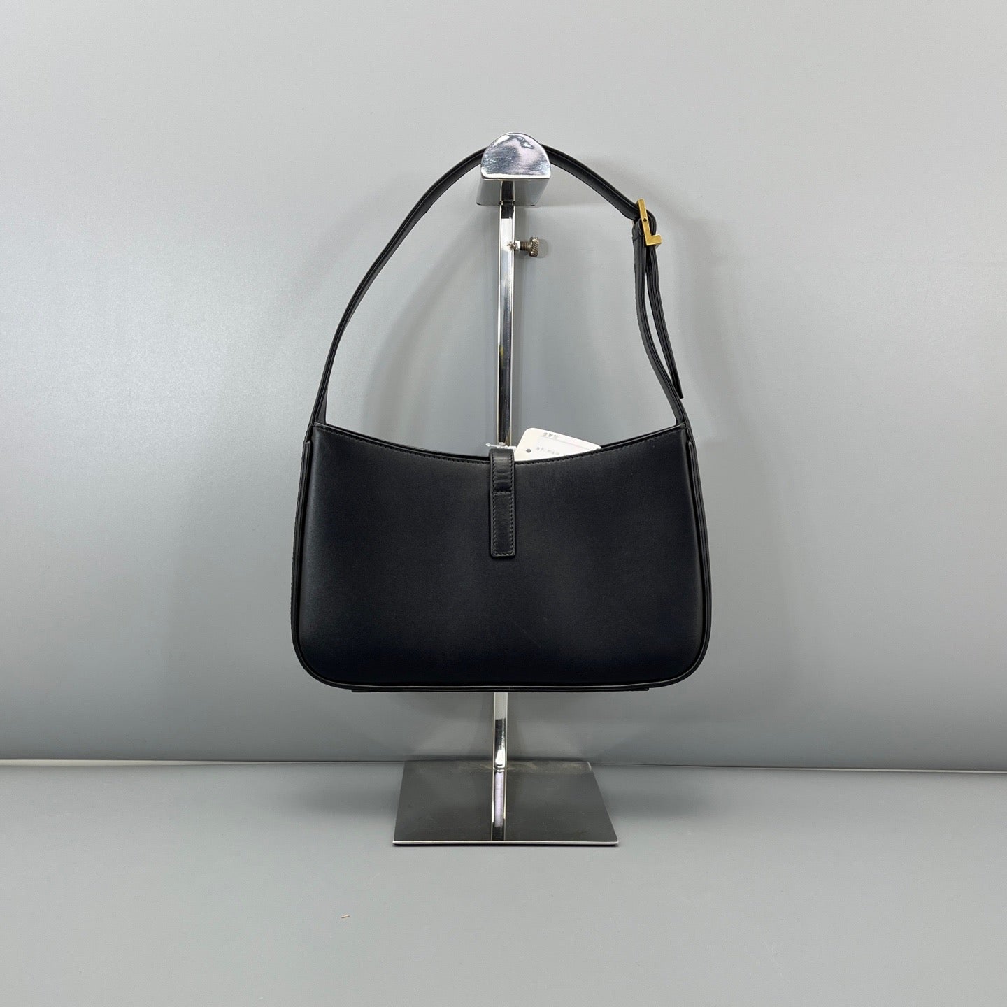 Saint Laurent Le 5 à 7 Medium