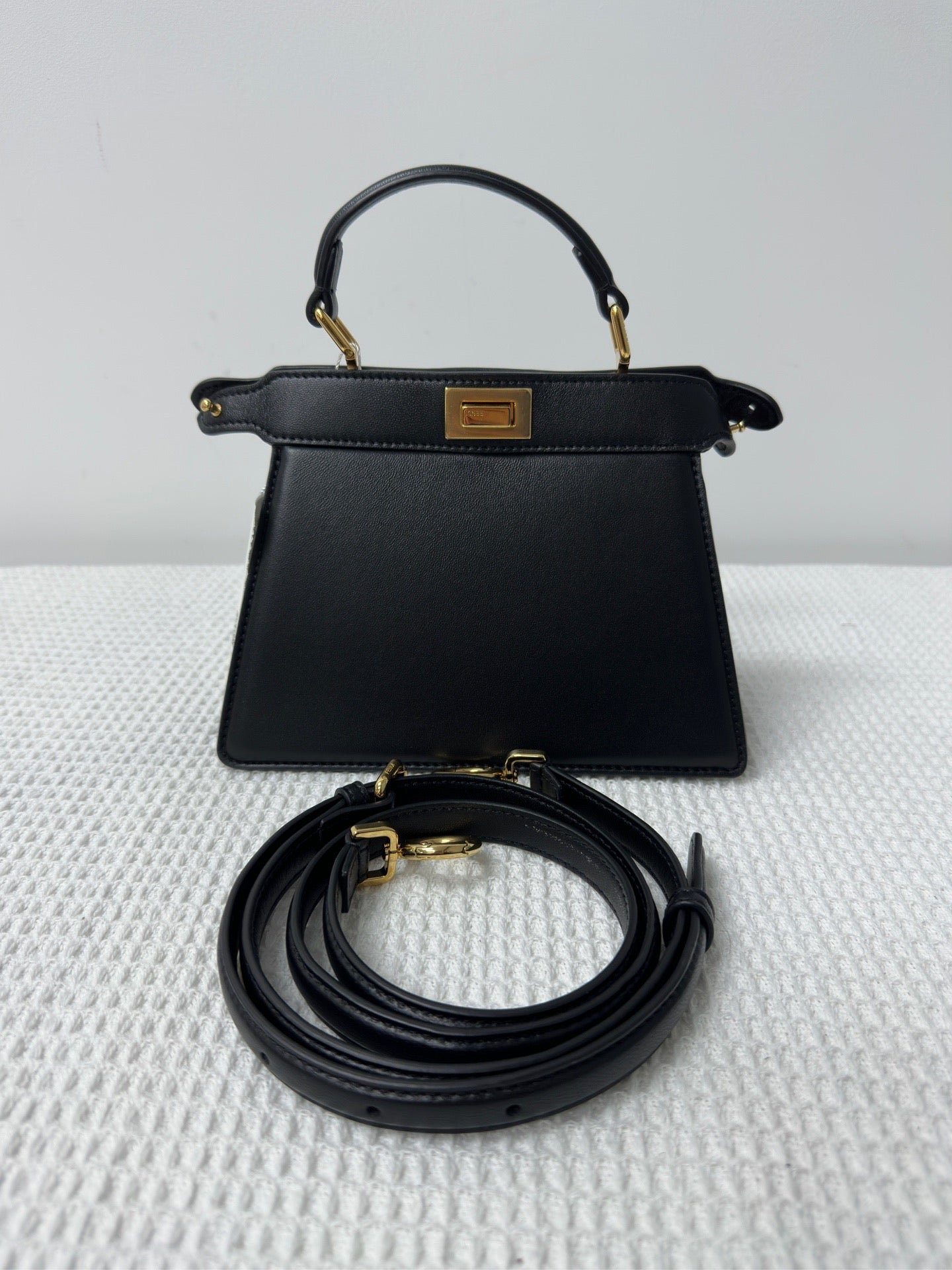 Fendi Peekaboo ISeeU Petite 20cm Black