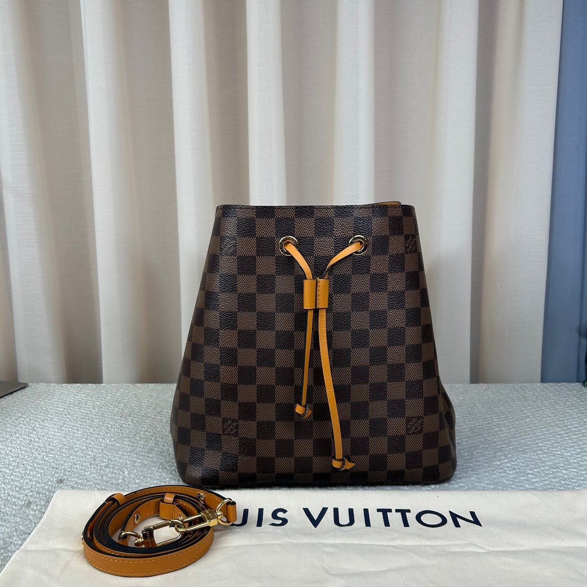 LV Damier Ebene Drawstring Bucket Bag 25cm