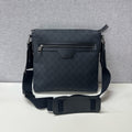 Gucci GG Supreme Men’s Messenger Bag