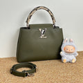 Louis Vuitton Capucines MM