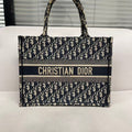 DIOR Booktote Medium