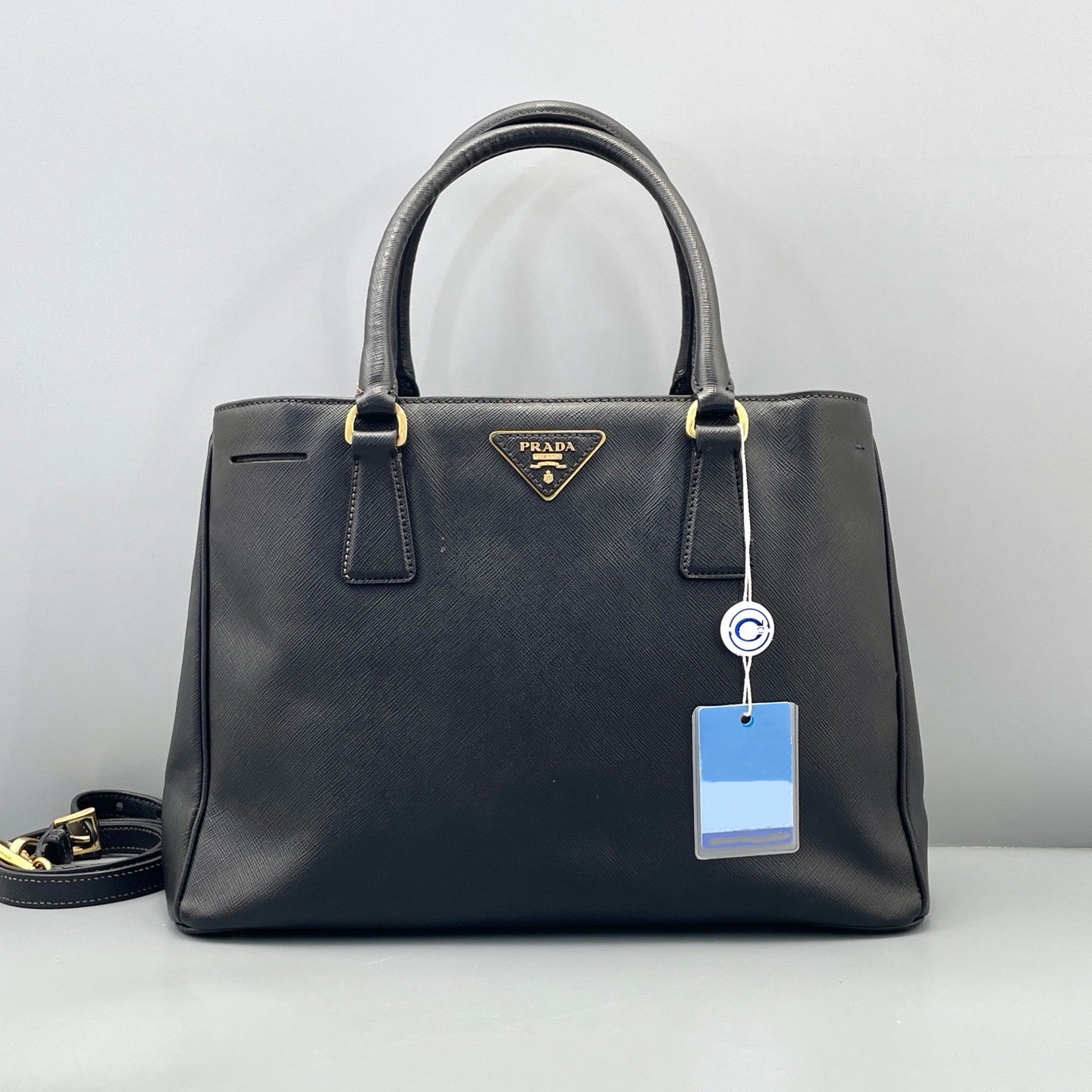 Prada Black Saffiano Galleria Medium