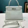 Hermès Kelly 28 White Togo
