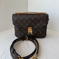 Louis Vuitton Pochette Metis Monogram Canvas Handbag