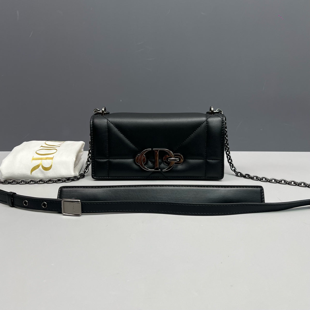 Dior 30 Montaigne Chain Bag