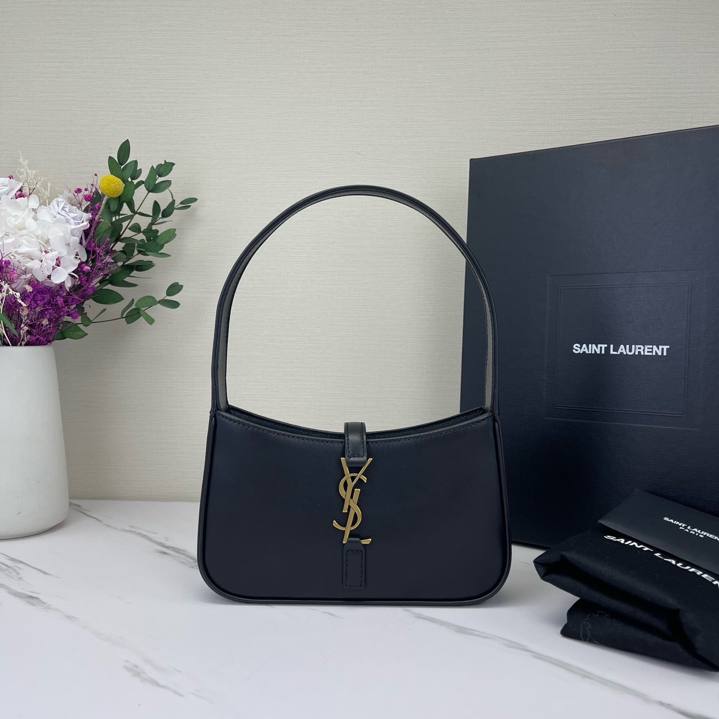 Saint Laurent Le 5 à 7 mini