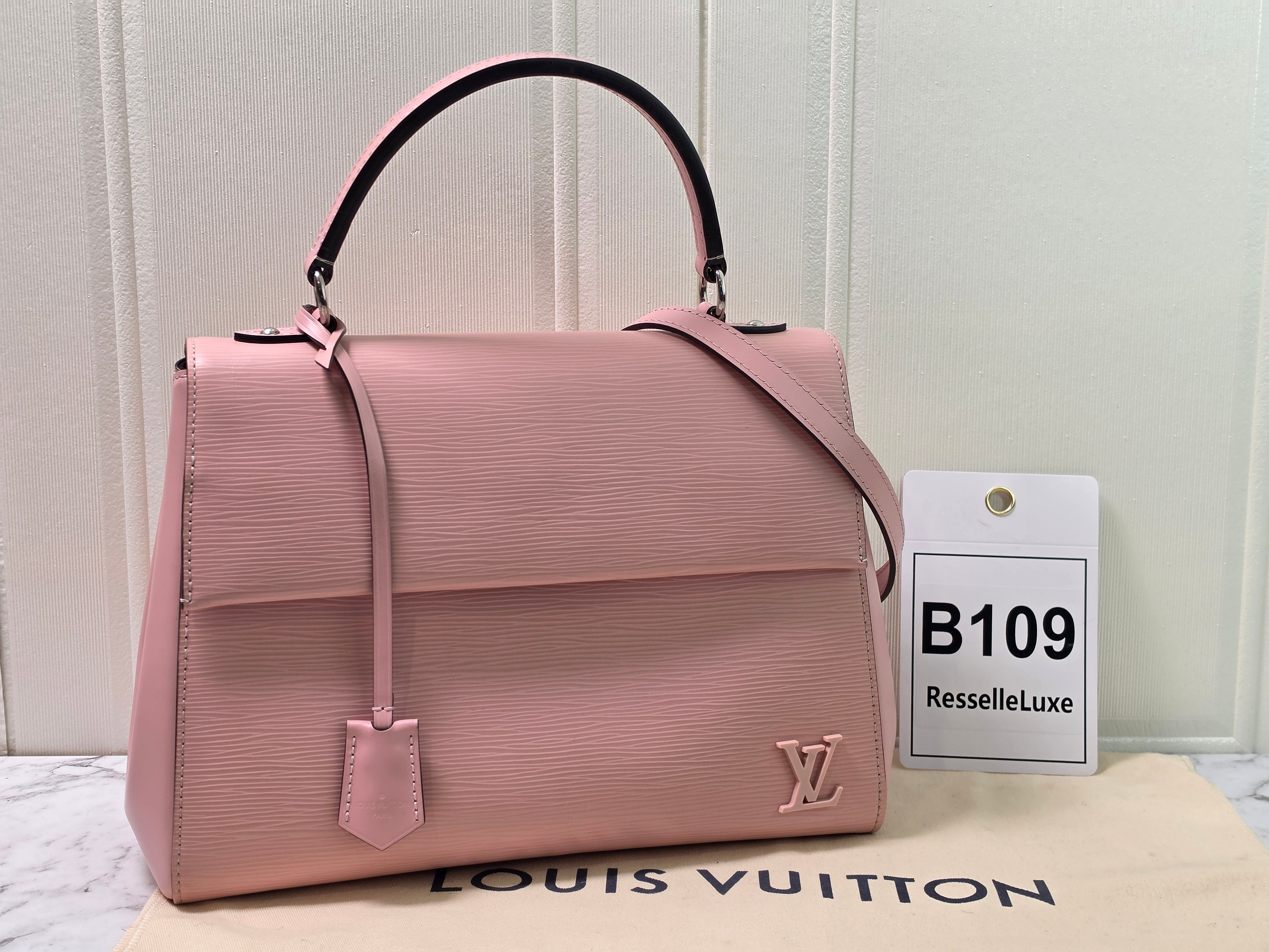 Louis Vuitton Cluny MM Pink Epi Leather