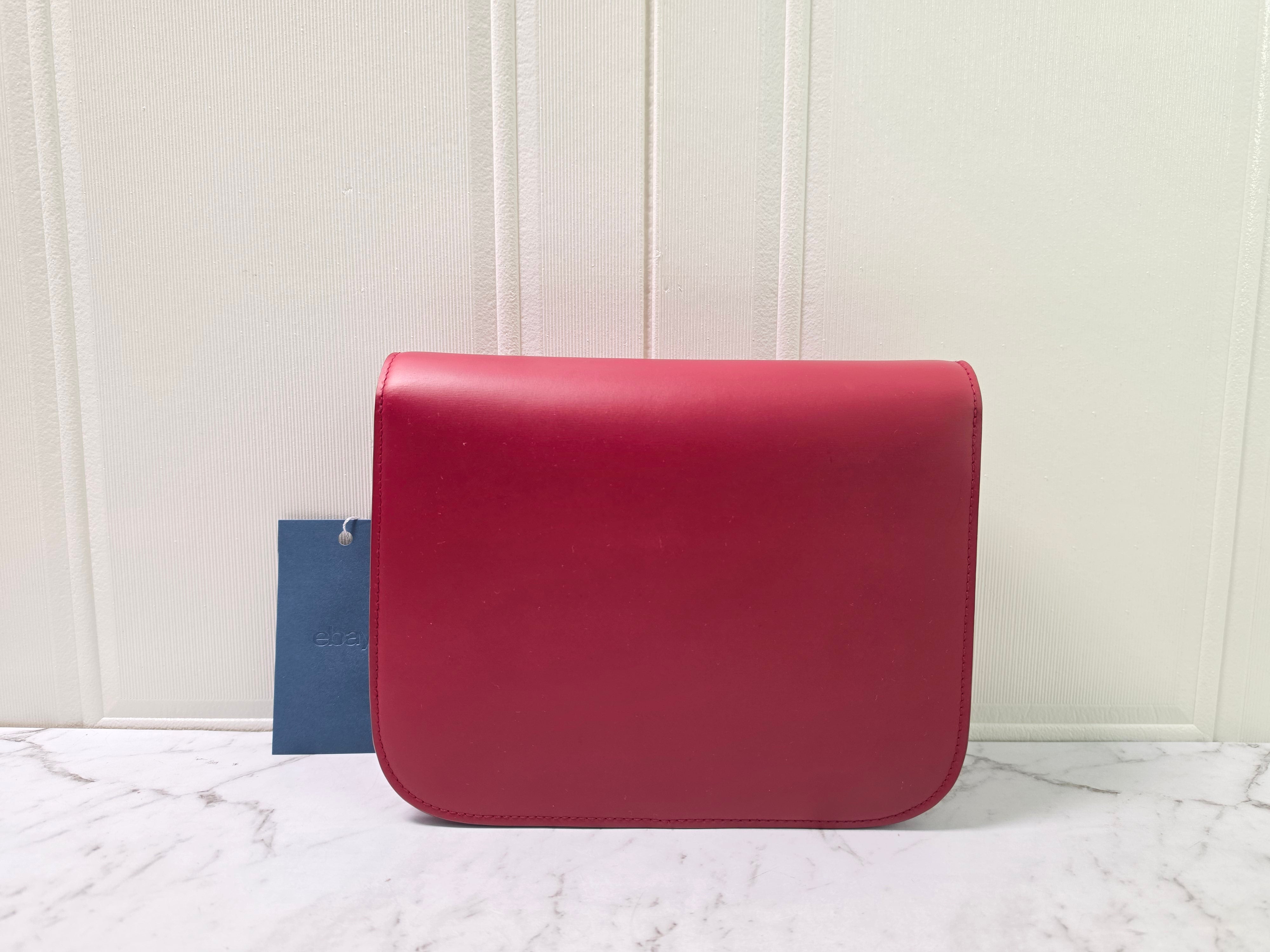 Celine Classic Box Mediu. RED