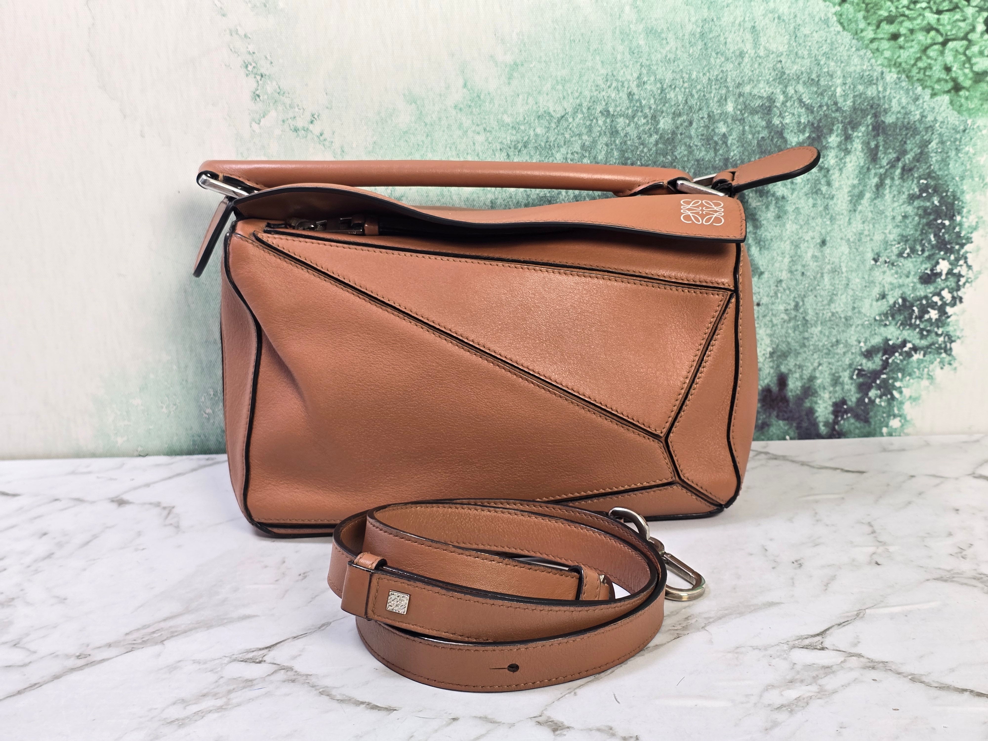 Loewe Puzzle Tan Small