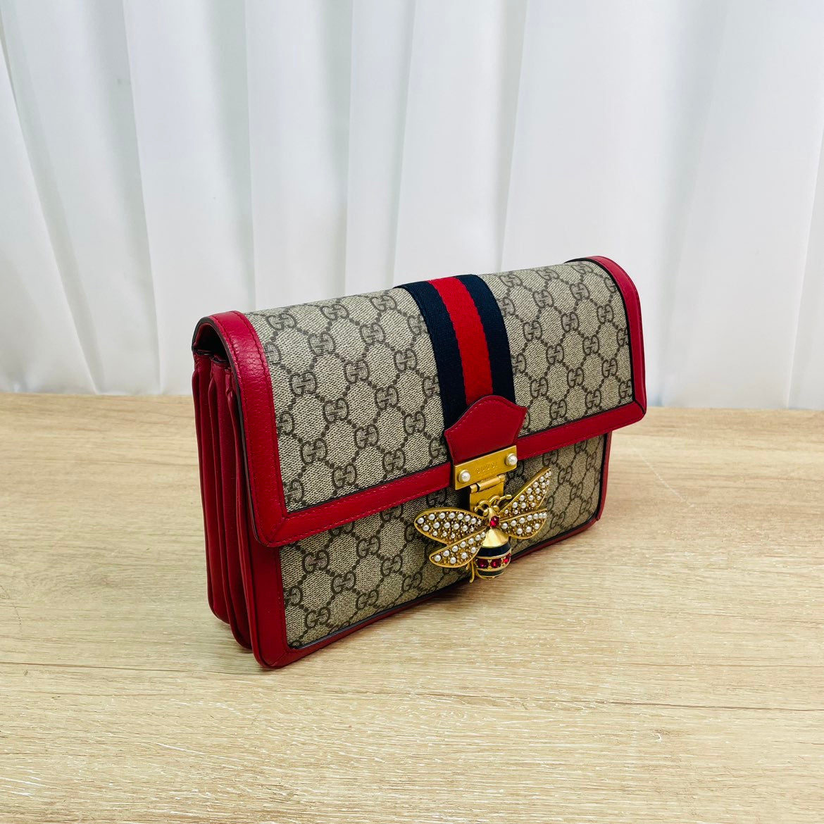 Gucci GG Supreme Queen Margaret Shoulder Bag