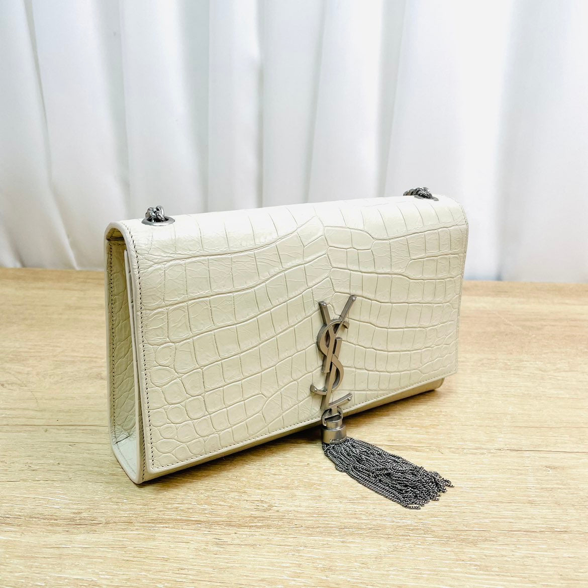 Saint Laurent Kate Tassel Chain Bag – Blanc Vintage Croc-Embossed