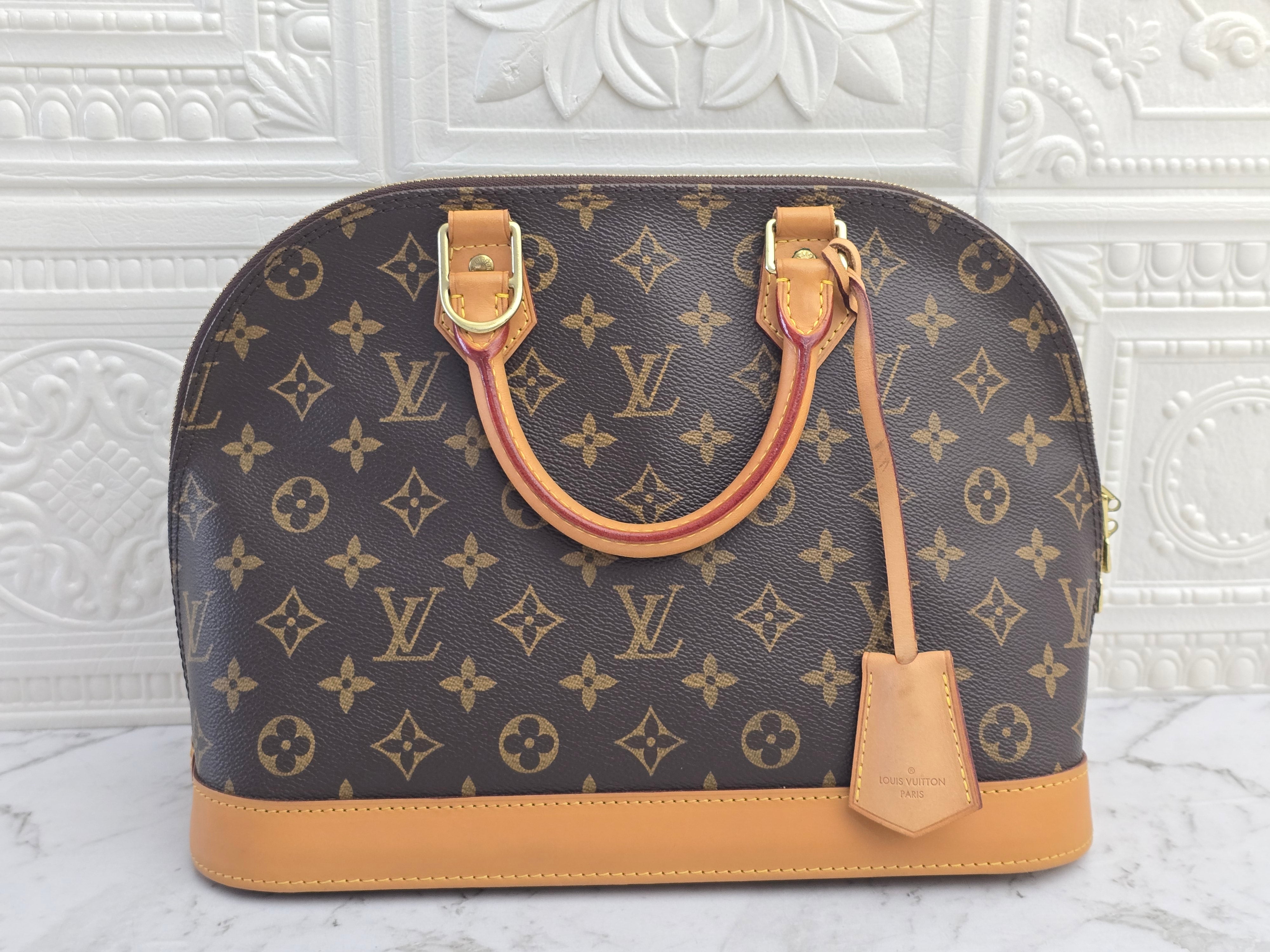 Louis Vuitton Alma PM