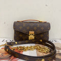 Louis Vuitton Pochette Métis East West
