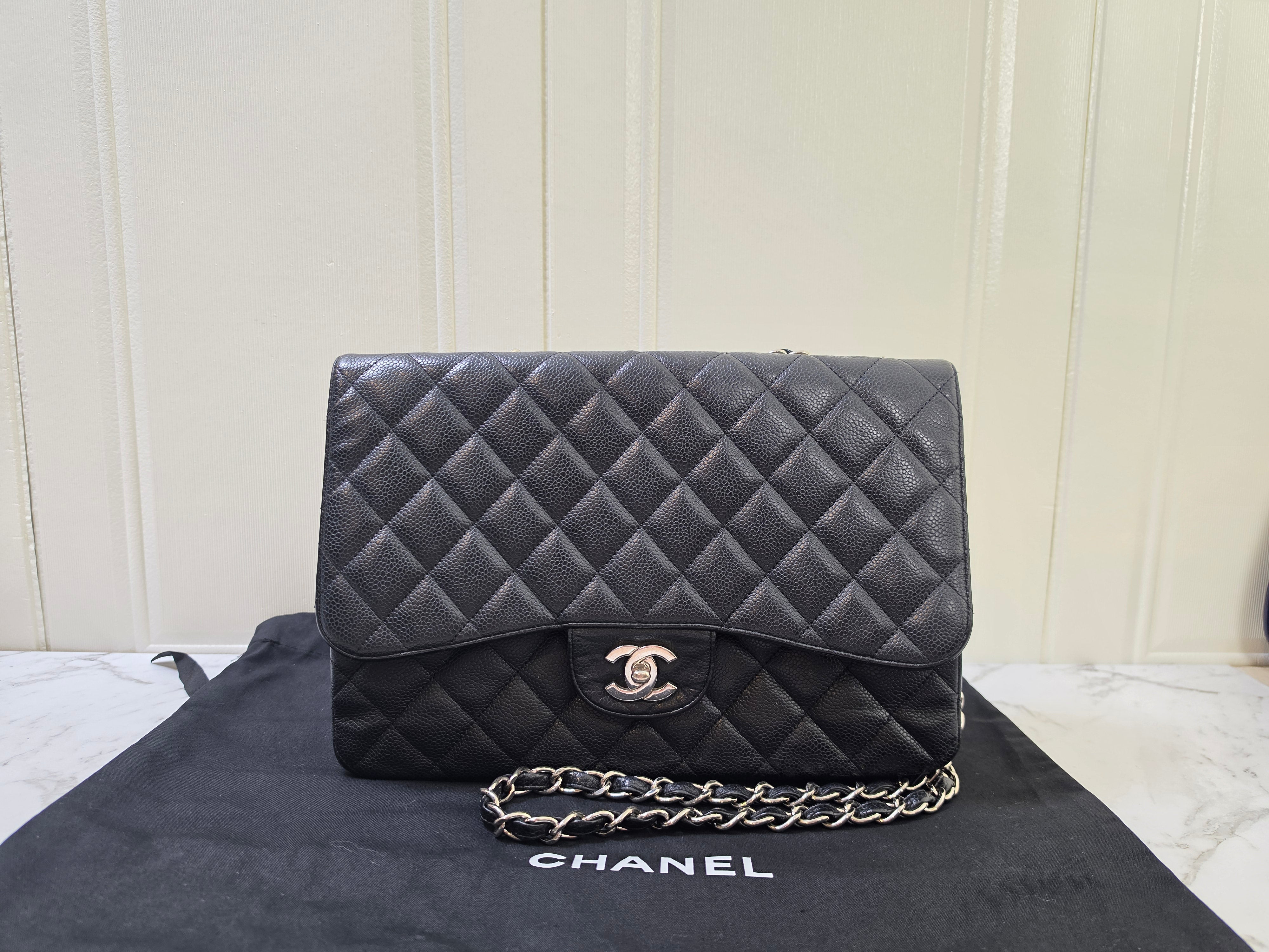 Chanel Classic Flap Jumbo