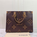 Louis Vuitton Onthego MM Monogram Tote