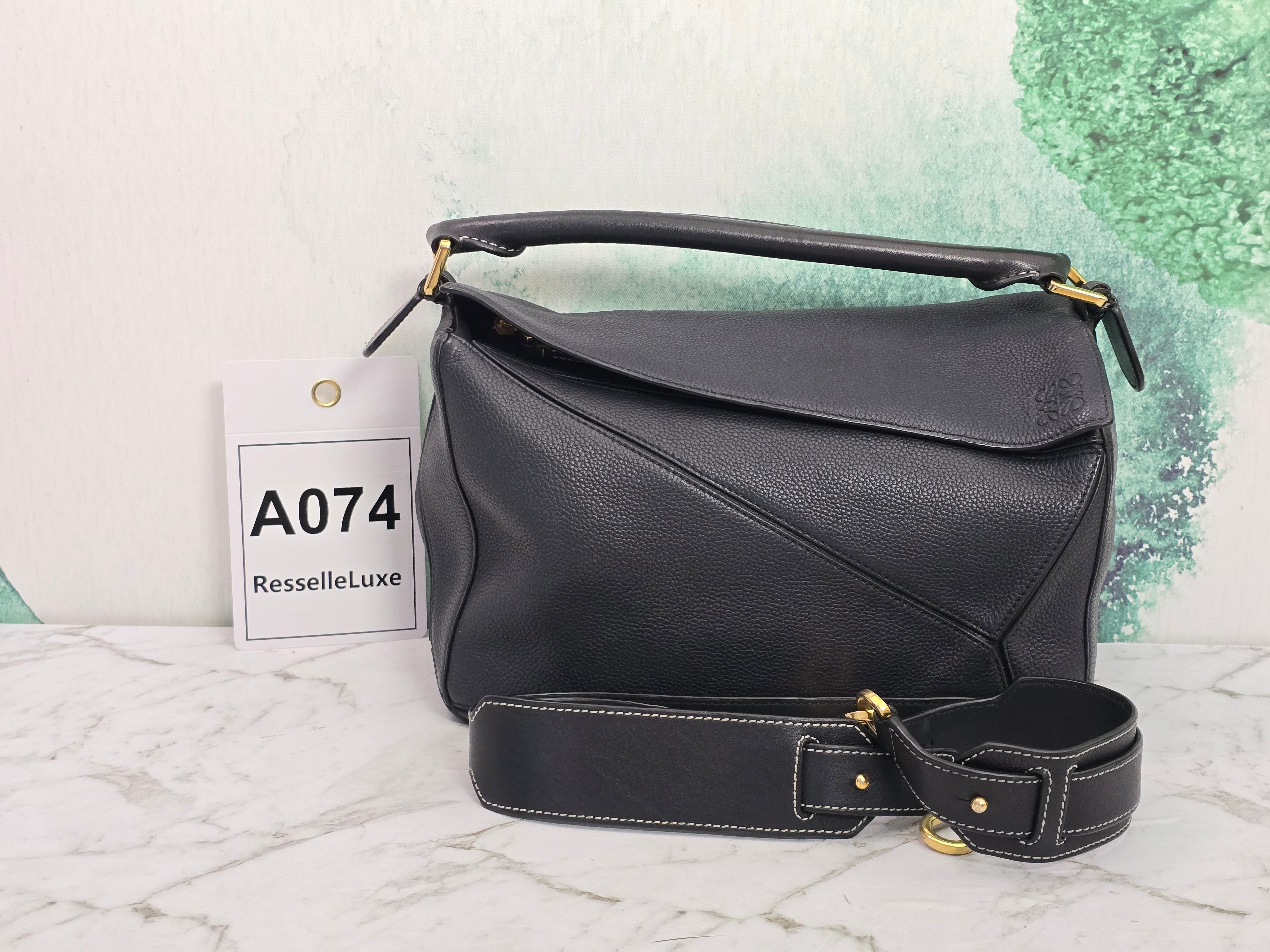 Loewe Puzzle Medium Dark Navy