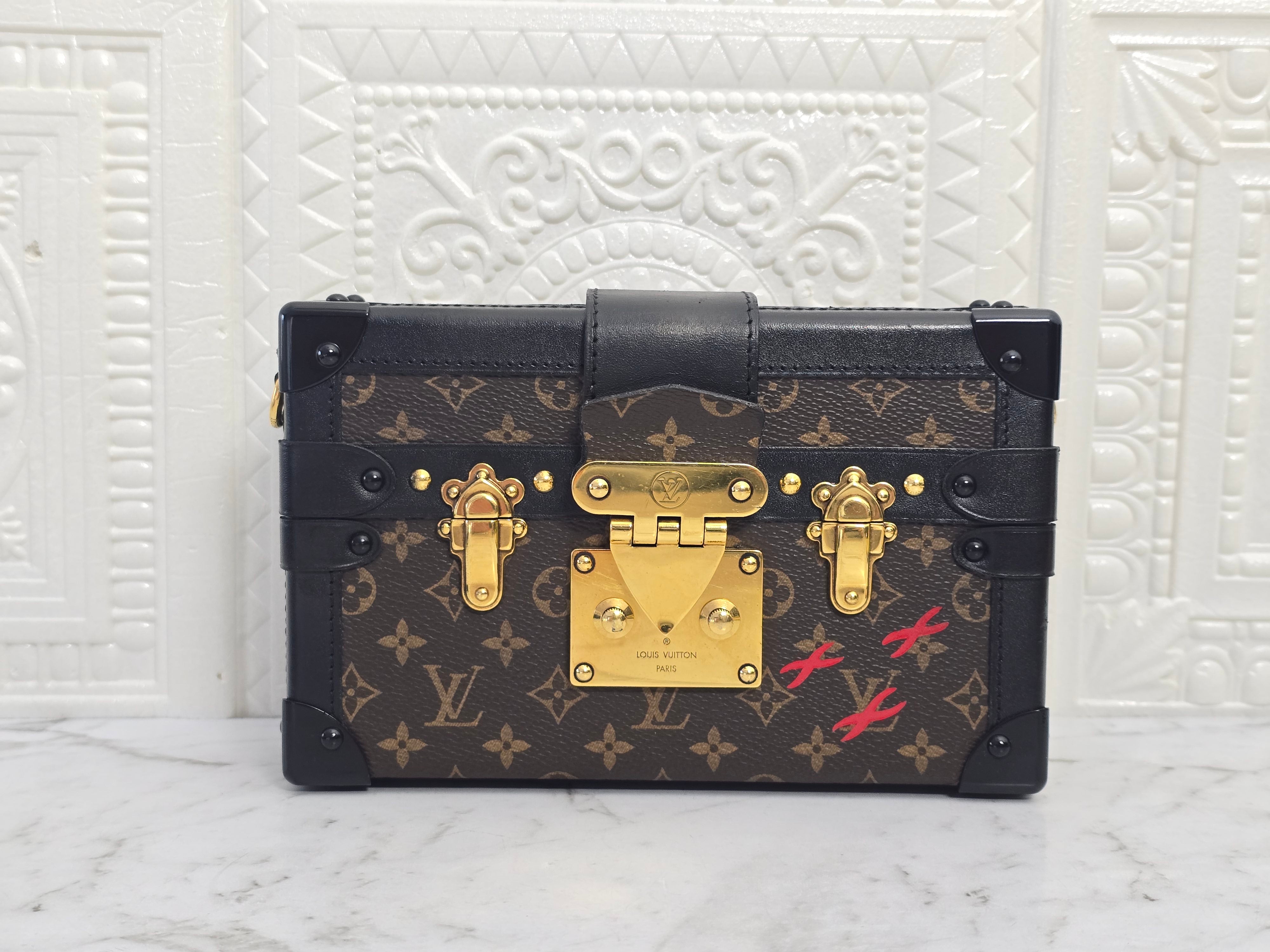 Louis Vuitton Petite Malle