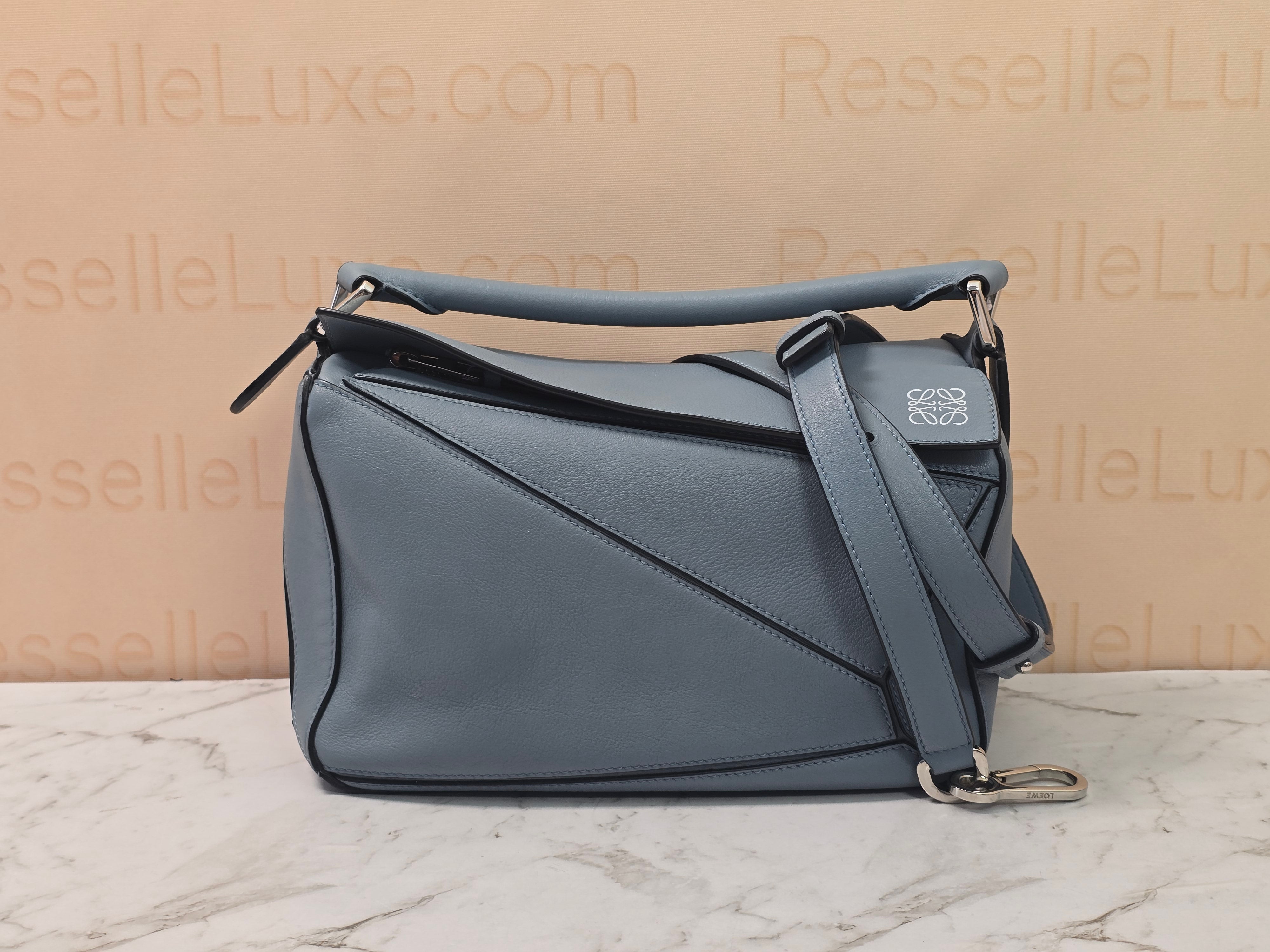 Loewe Puzzle Blue