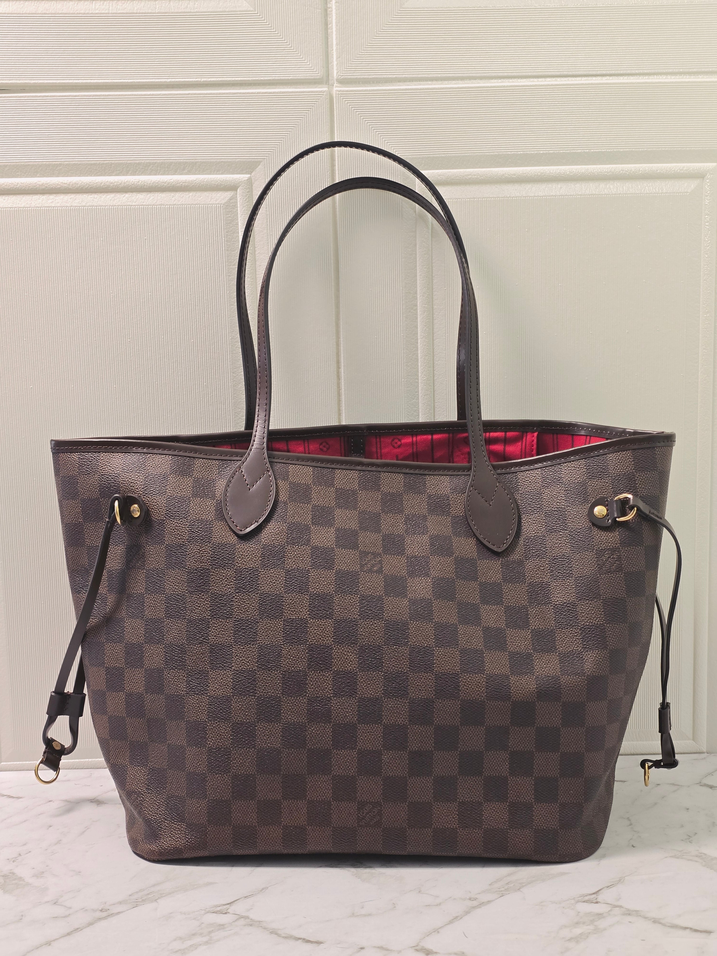 Louis Vuitton Neverfull Damier Ebene MM