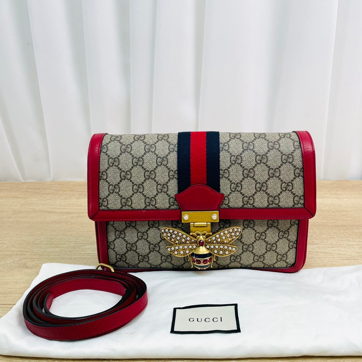 Gucci GG Supreme Queen Margaret Shoulder Bag