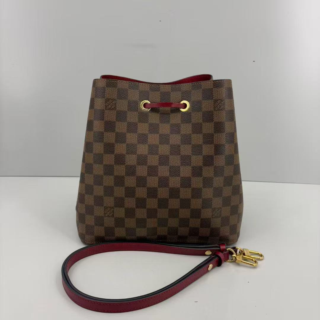 Louis Vuitton Noenoe