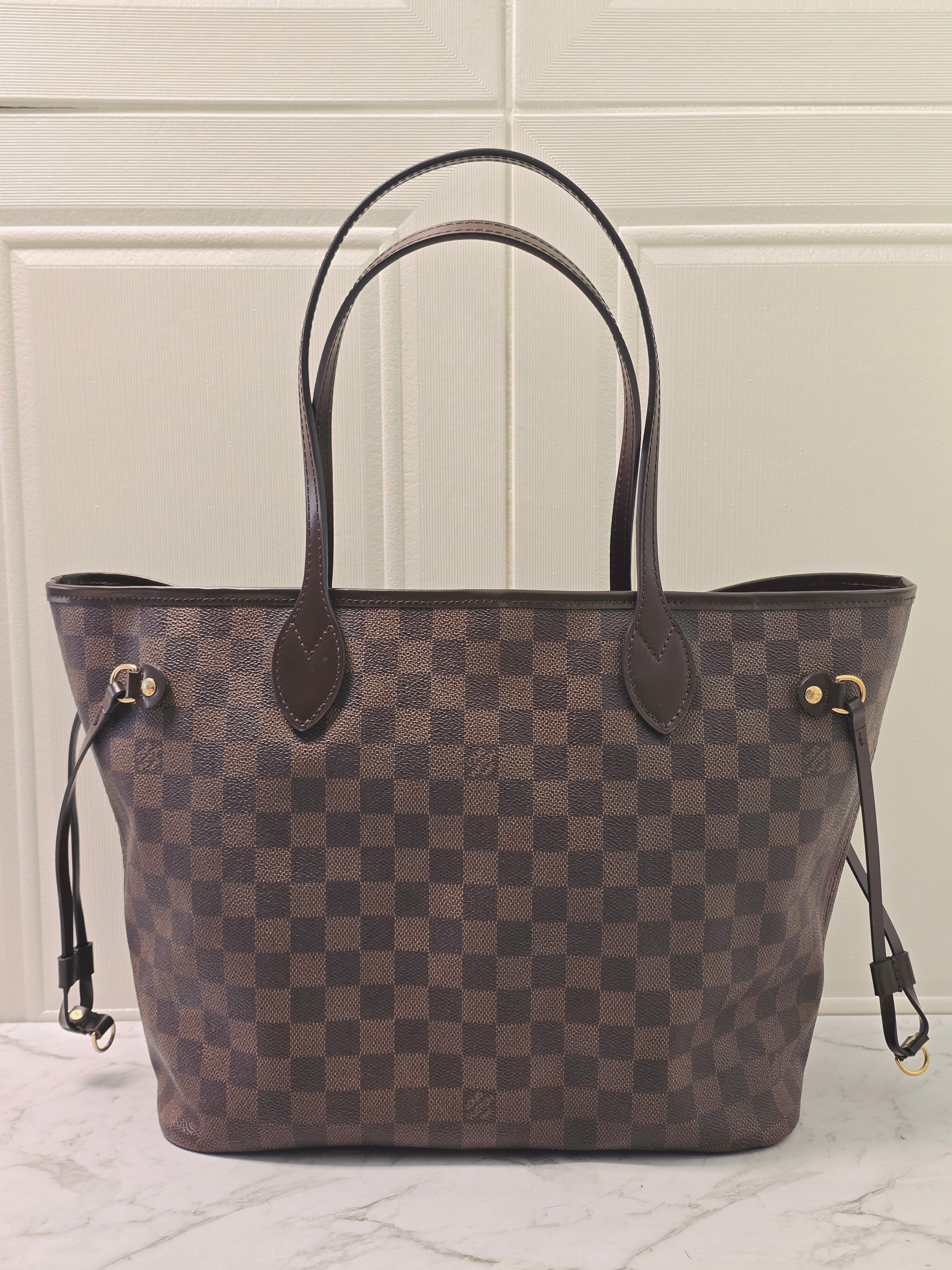 Louis Vuitton Neverfull Damier Ebene MM