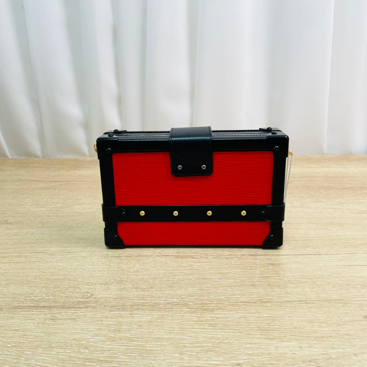 Louis Vuitton Petite Malle